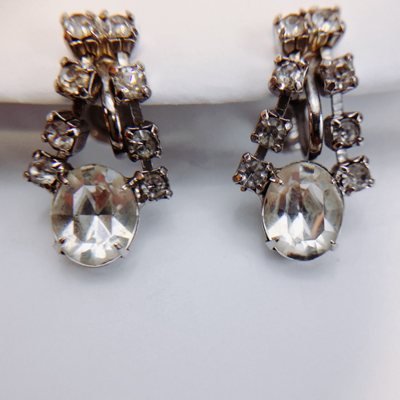 VTG Mid Century Earrings, Screw-Back, Prong Set Rhinestones, Sparkly 1950s - Picture 5 of 8